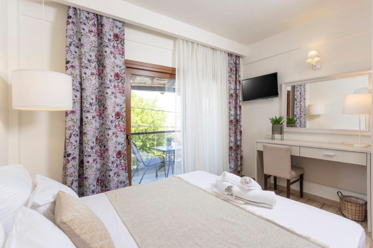 Hotel Magdalena Pefkochori Ngoại thất bức ảnh